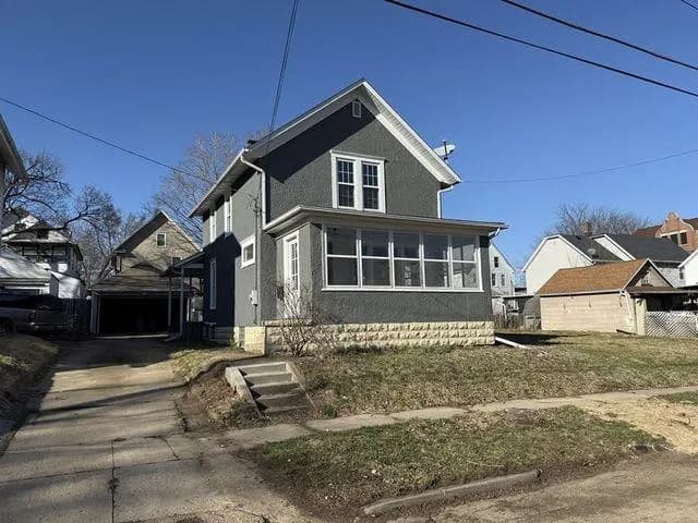 1015 S COLUMBIA AVE - Image 1