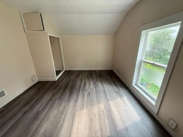 202 Adams St - Image 8