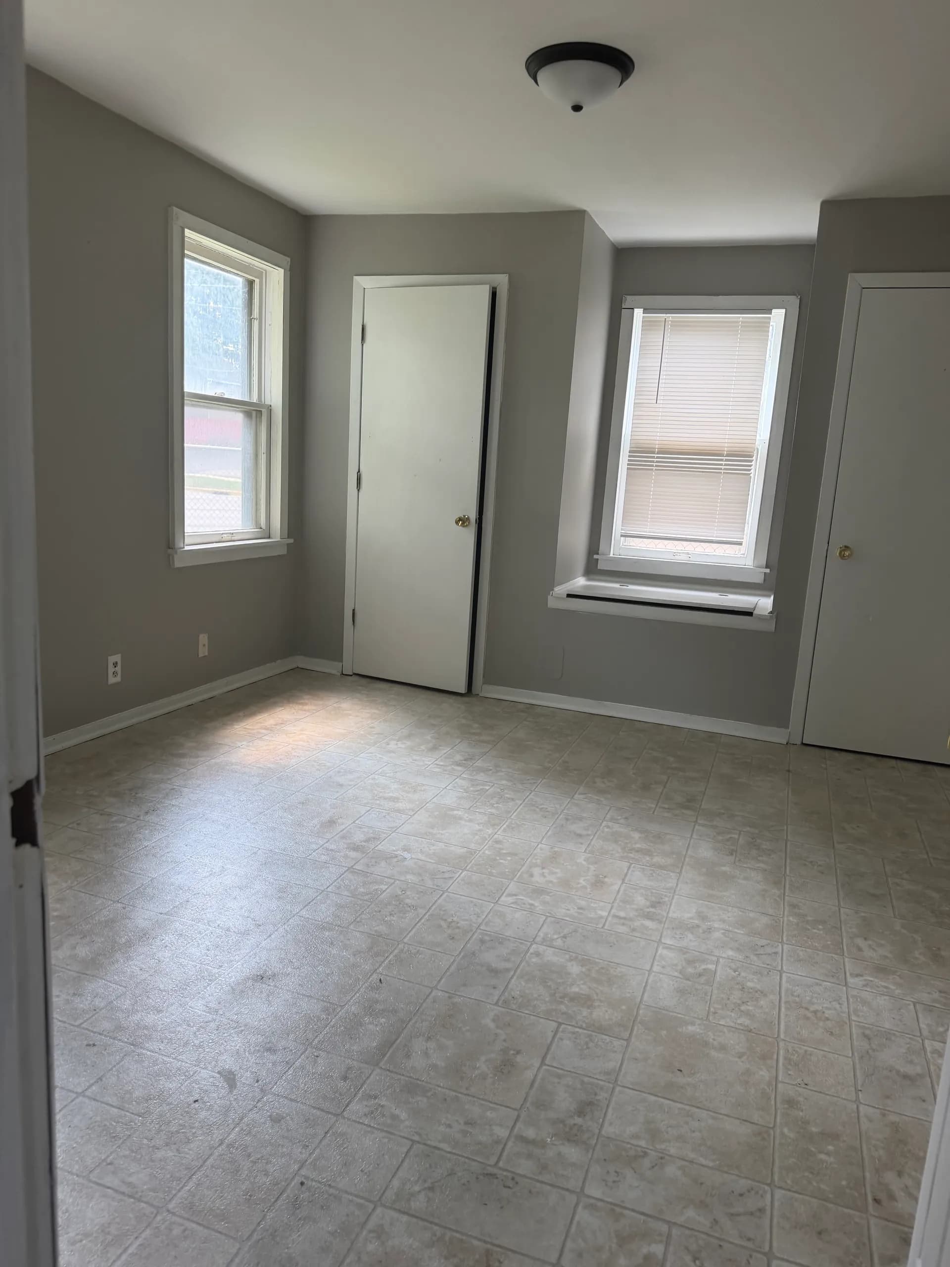 1203 S Galena Ave Freeport, IL 61032 - Image 4