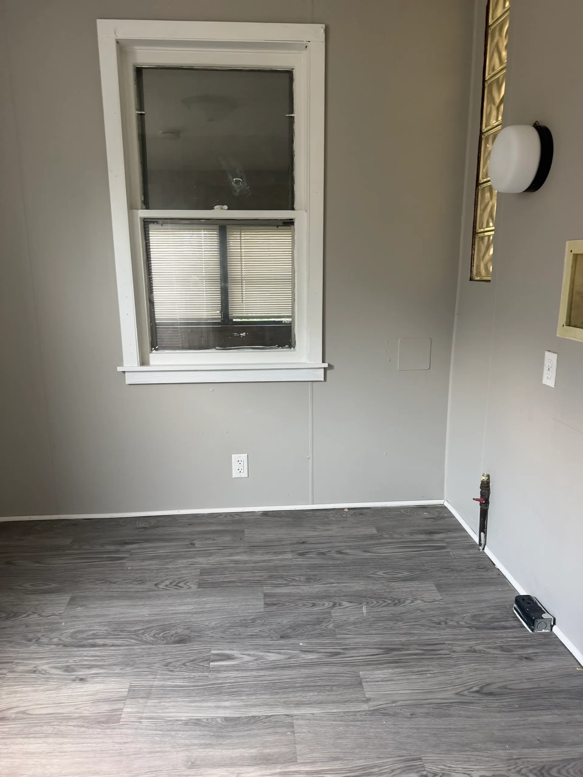 1203 S Galena Ave Freeport, IL 61032 - Image 6