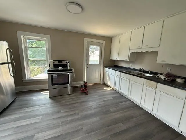 209 Pearl St - Image 4