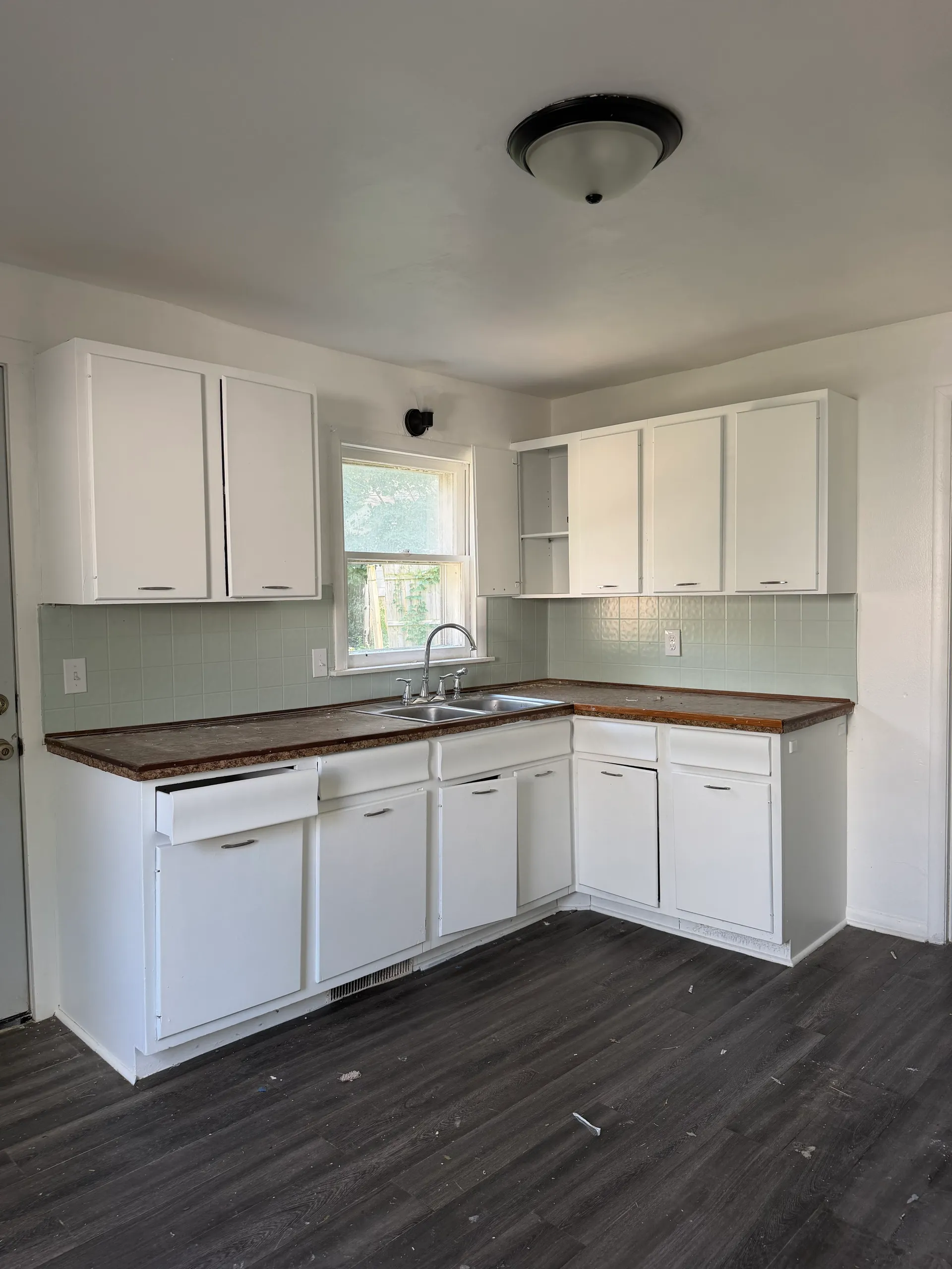 315 W Clark St - Image 3
