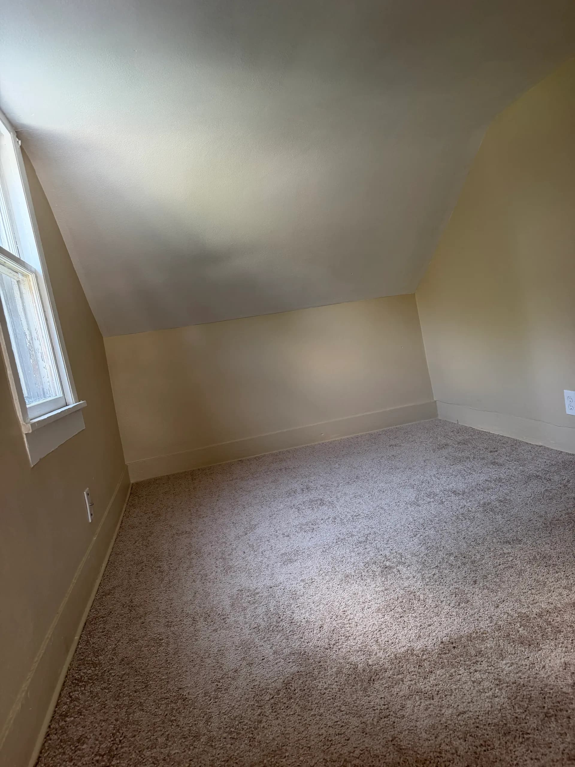 315 W Clark St - Image 7
