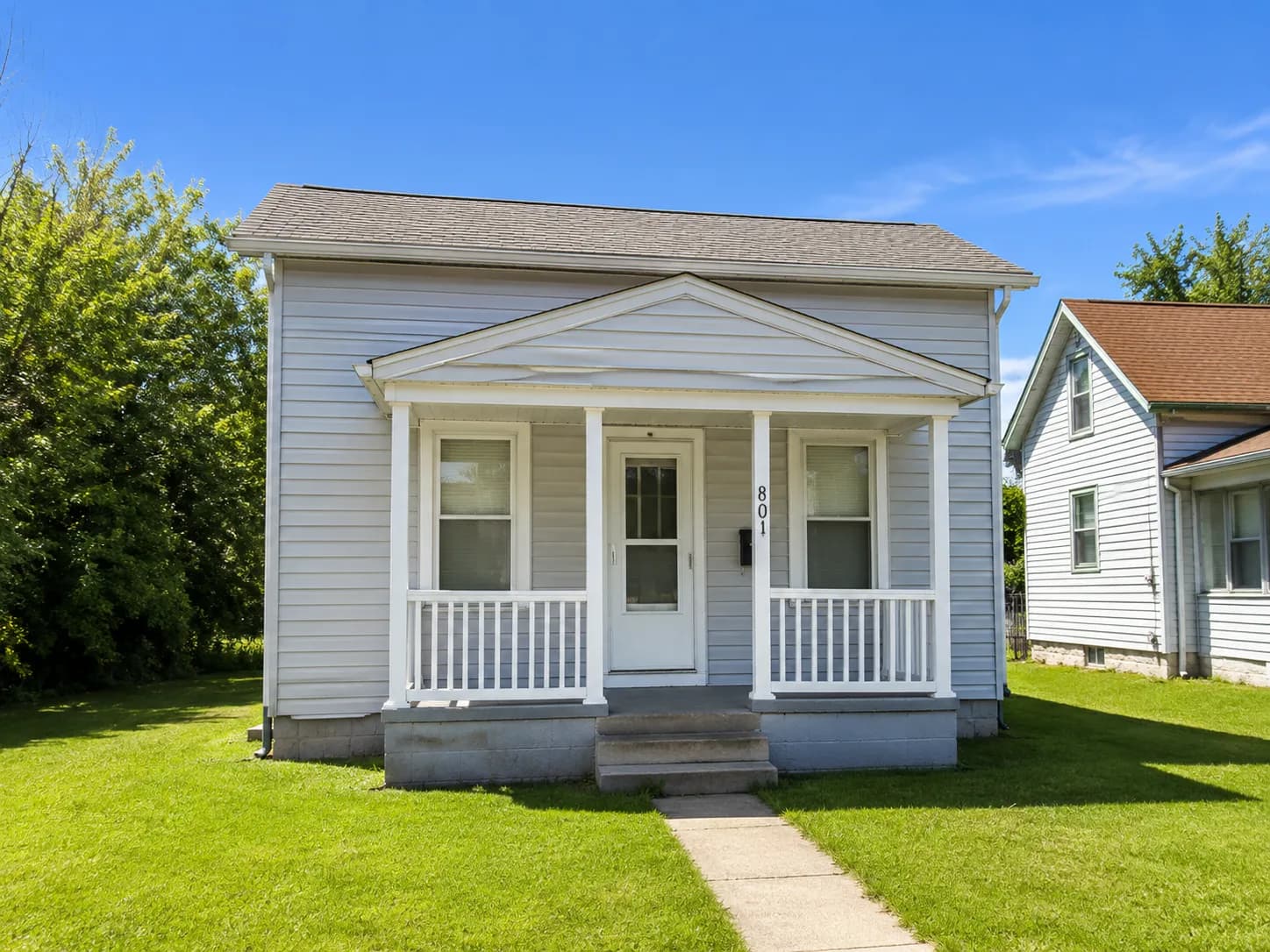 601 N Winnebago Ave - Image 2