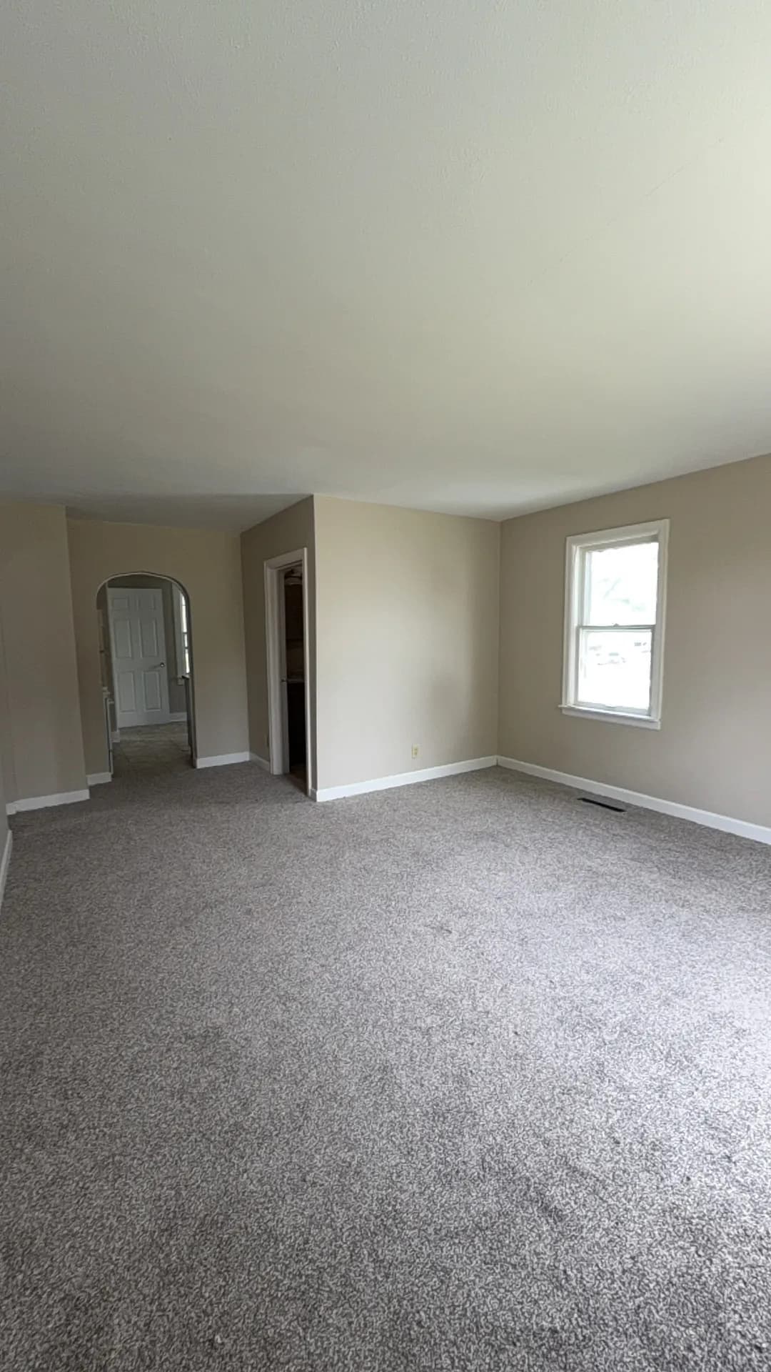 1265 S Galena Ave, Freeport, IL 61032 - Image 8