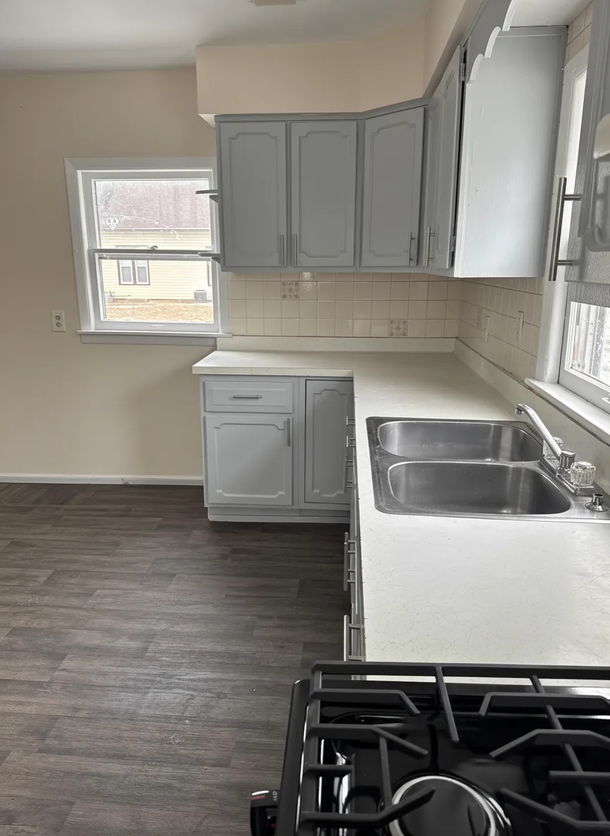742 W Homer St - Image 11