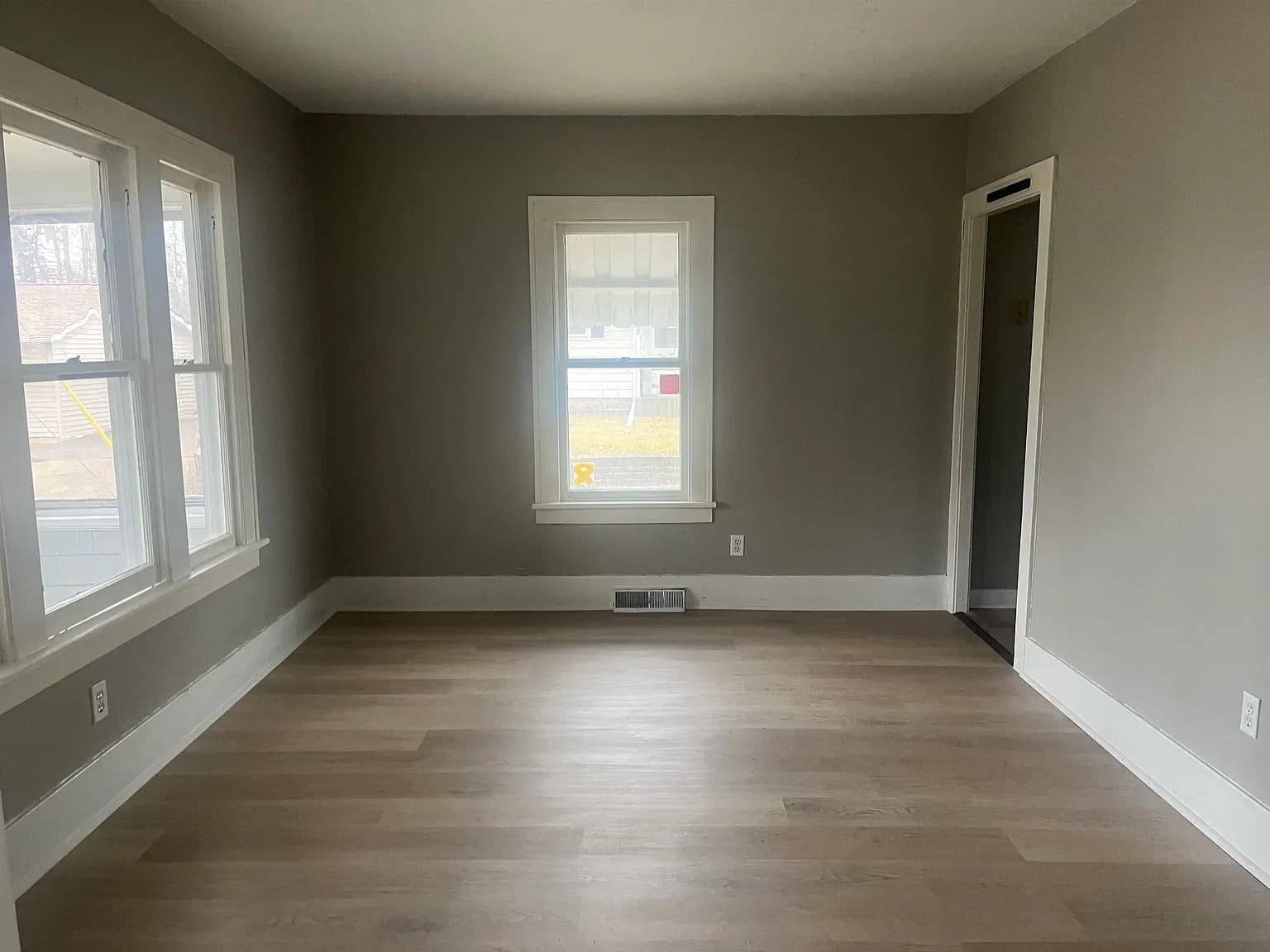 1478 S High Ave - Image 10