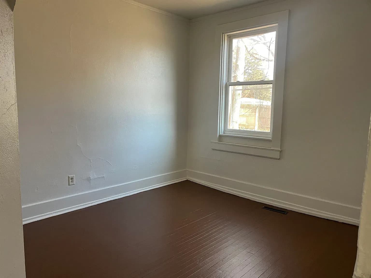 404-406 E Prospect Terrace - Image 13