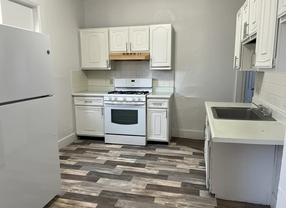 404-406 E Prospect Terrace - Image 4