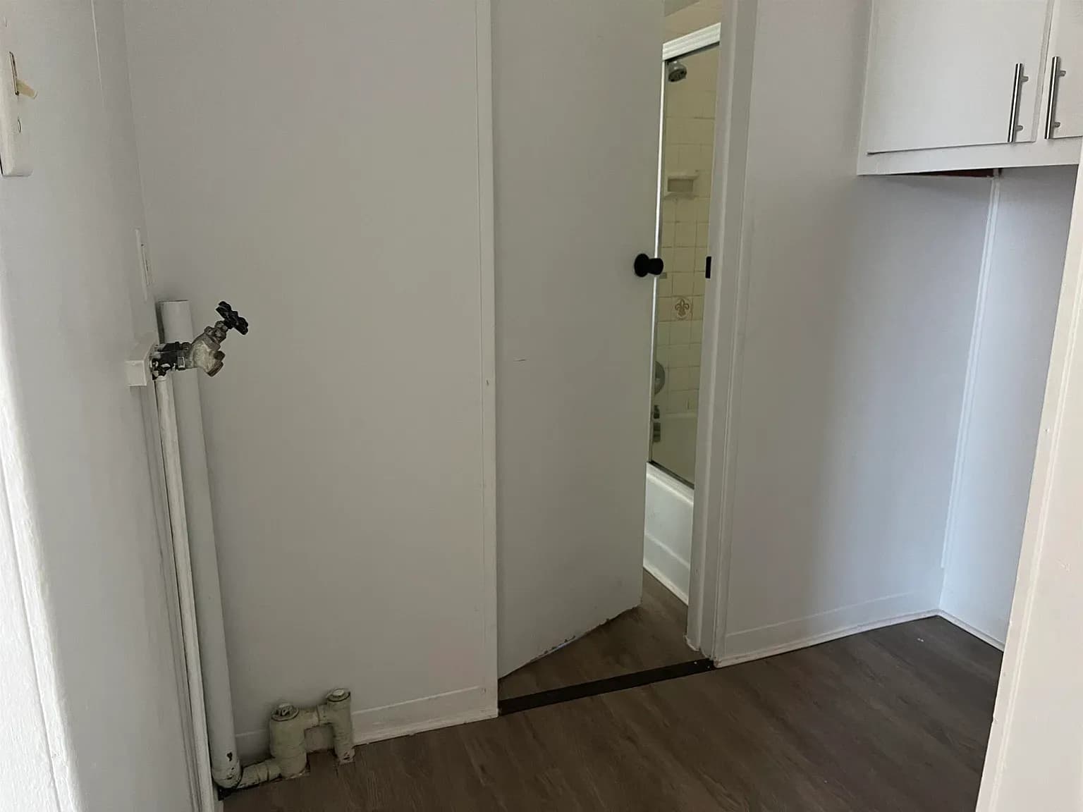 404-406 E Prospect Terrace - Image 15