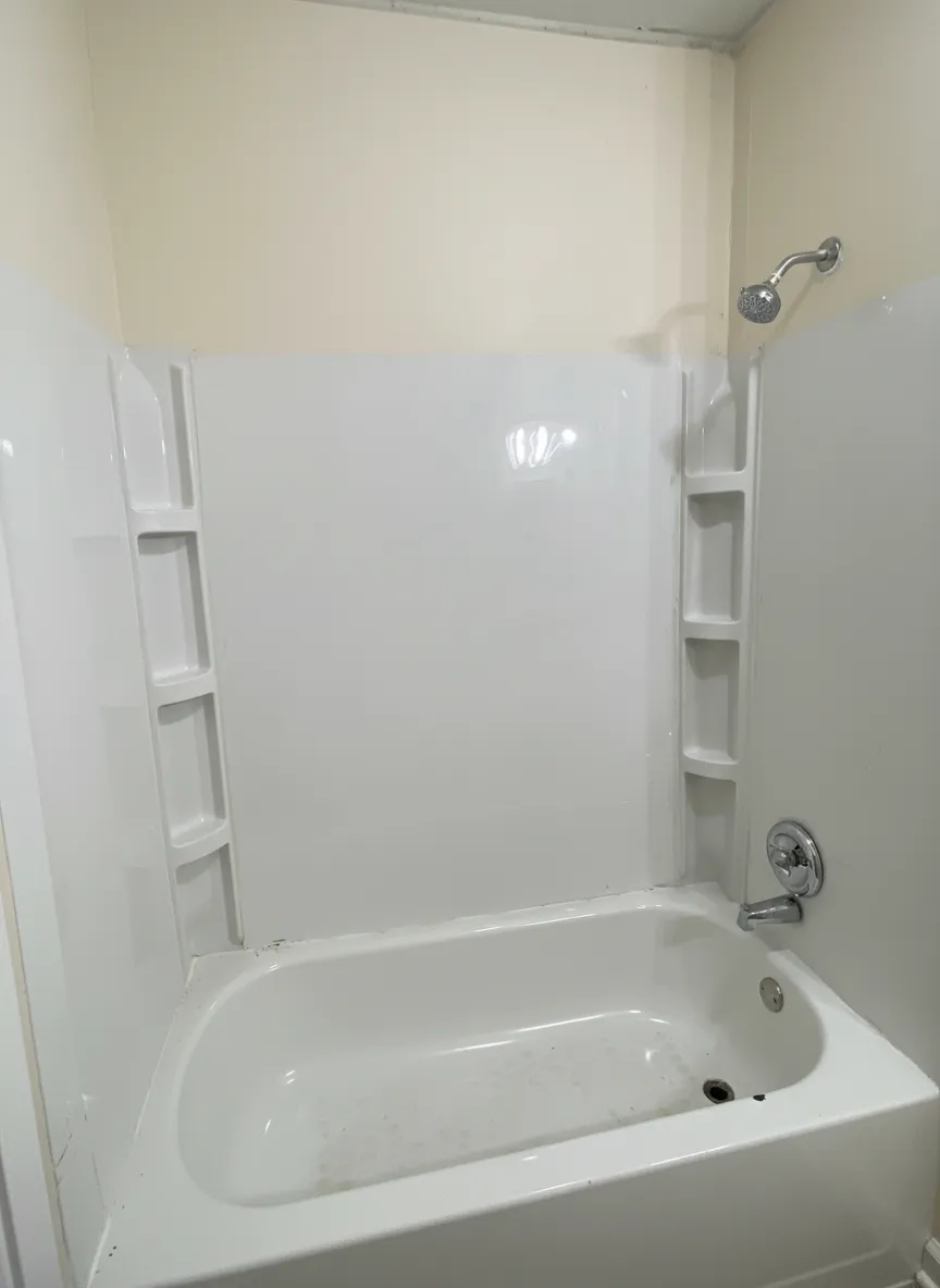 810-810 1/2 E Shawnee St - Image 13