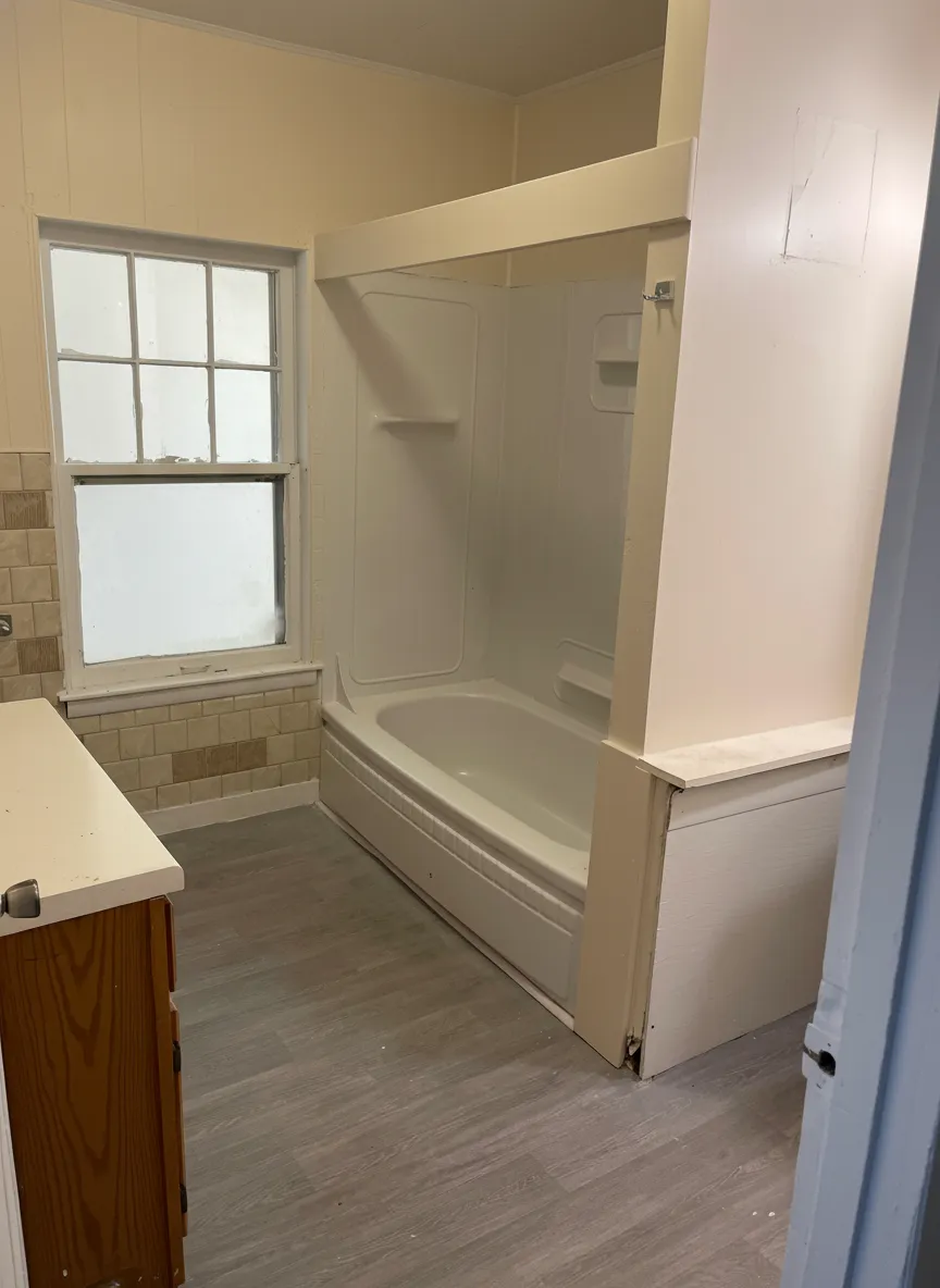 810-810 1/2 E Shawnee St - Image 11