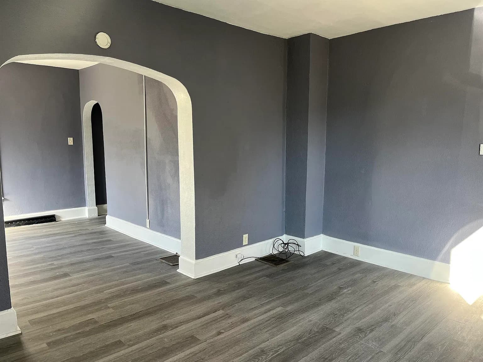 514 E Garden St - Image 9