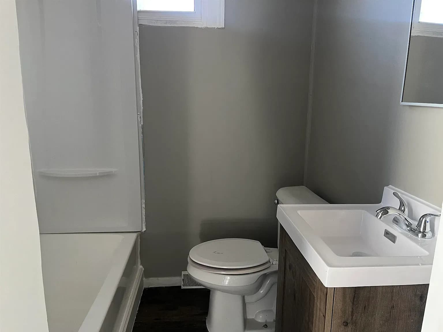 514 E Garden St - Image 7