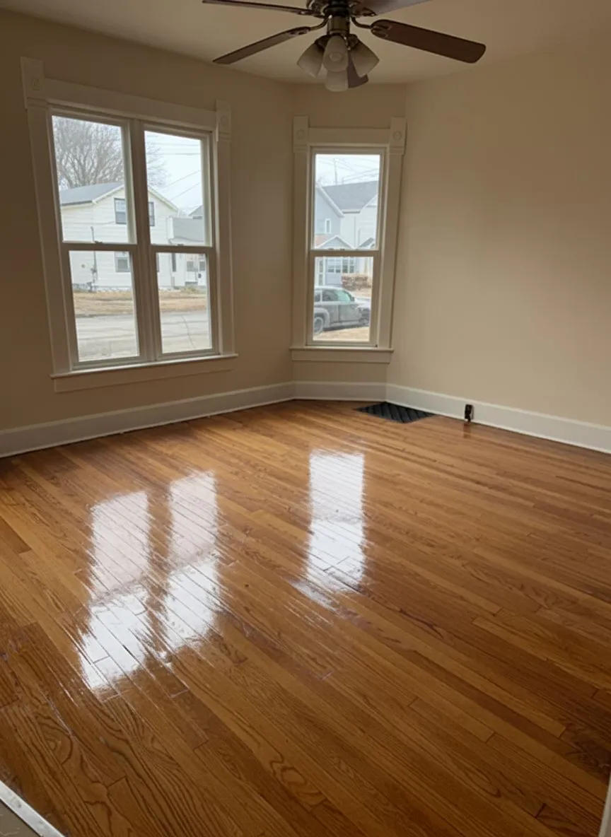 719 S Walnut Ave - Image 7